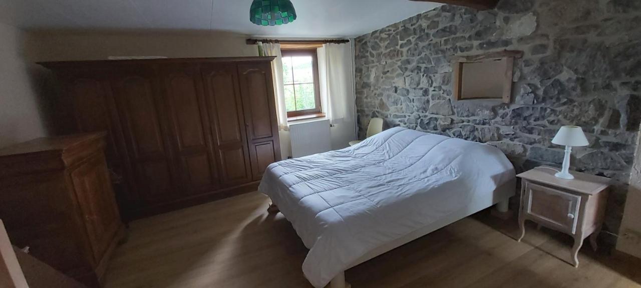 Au Quatre Chemins Hotel Sprimont Exterior photo